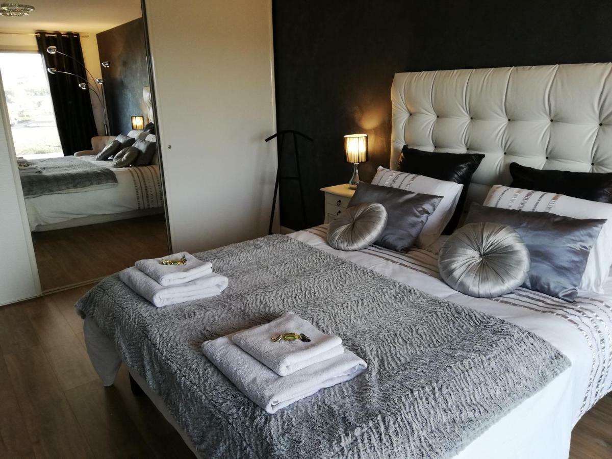 Chambres D'Hotes Luxe Et Serenite Theize Exterior foto